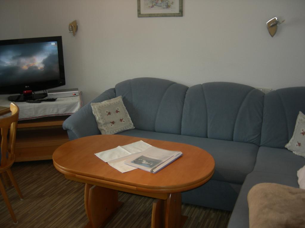 Haus Mooshof Apartment Lermoos Bilik gambar